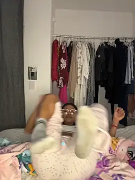 Mia-miauuuuu live sex cam