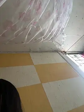 Charlotte-ee's cam snapshot