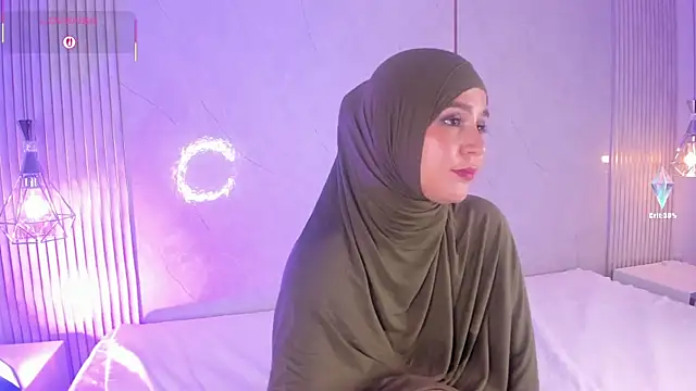 SamiQuest live sex cam