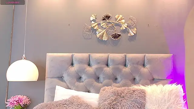 kendalFox_'s cam snapshot