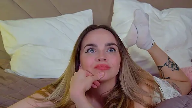 AnitaVenture's cam snapshot