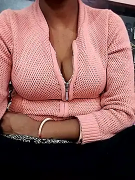 Lovely-Julie live sex cam