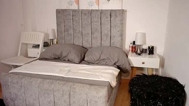 Lucy_Carson_'s cam snapshot