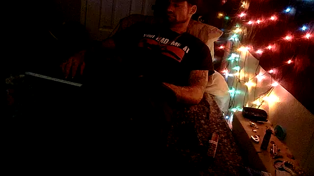 TheOneYouLove69's cam snapshot