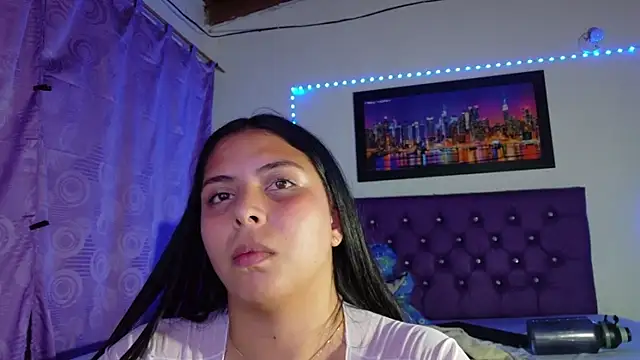 Naturalboobss's cam snapshot