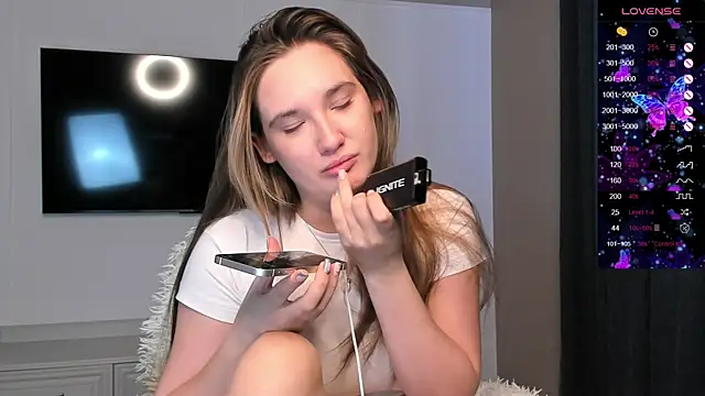 Holly_Molii's cam snapshot