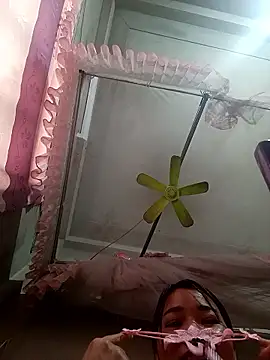 ladzy_sexy's cam snapshot