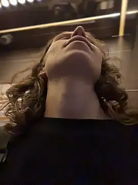 RinaMood live sex cam