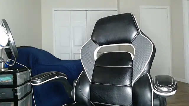 ChrisVacher live sex cam