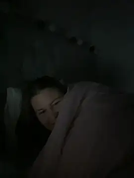 justsomeoneuknow's cam snapshot