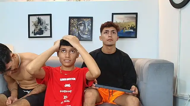 AVENGER_BOYS2026 live sex cam