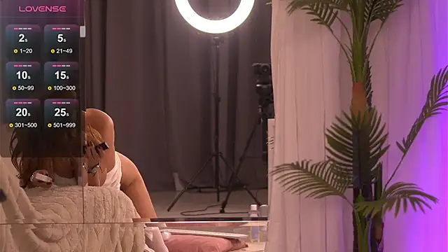 ZairaLure's cam snapshot