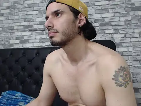 MrTyler667's cam snapshot