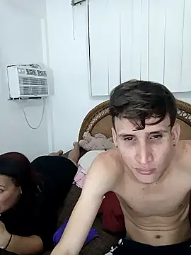 Milfvalesk live sex cam