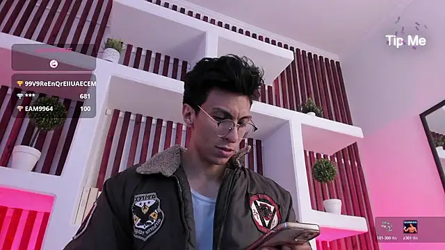 ApoloCruz live sex cam