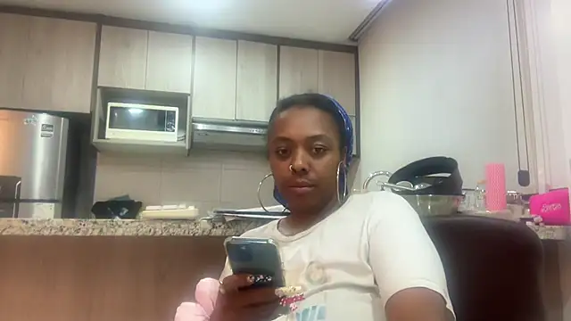 ChocolateCakeQueen live sex cam