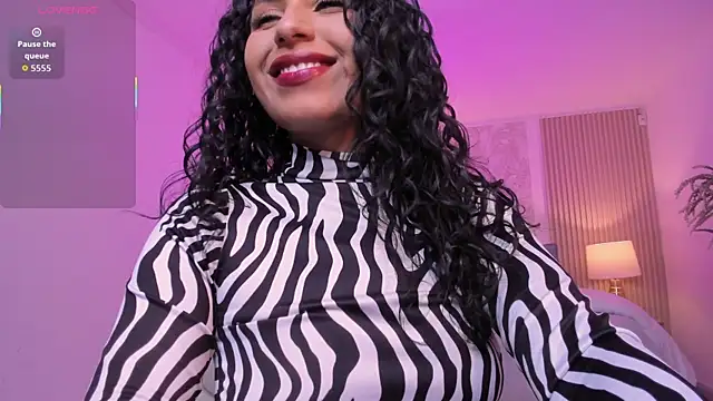 hannah_thomson_'s cam snapshot