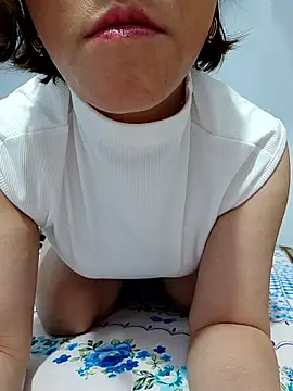 Ana_baby01's cam snapshot