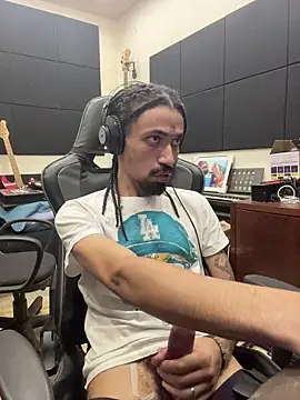 FavelaDaddyCum live sex cam