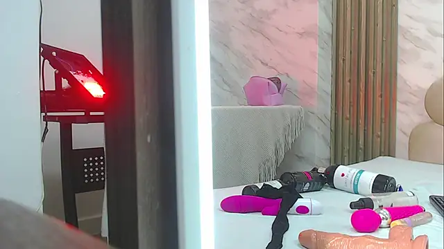 rossibaker's cam snapshot