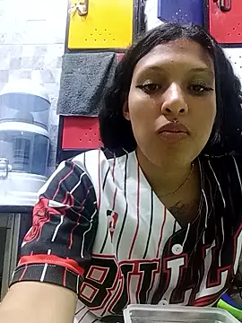 ashley-17's cam snapshot