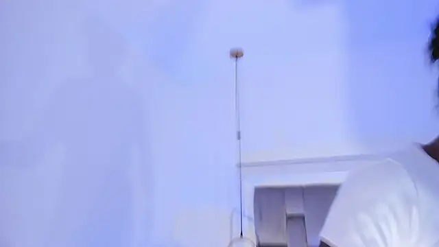 OnlyGia's cam snapshot