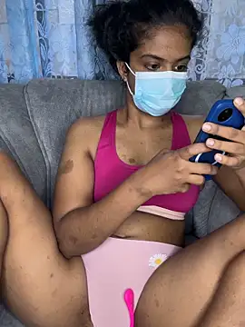 SukiyamaAsia's cam snapshot