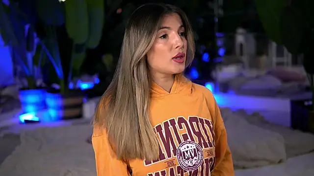 KellyMathews's cam snapshot