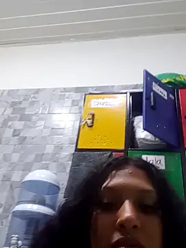 ashley-17's cam snapshot