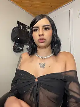 Hilary_pinkk live sex cam