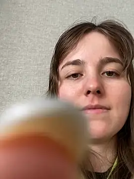 Lady_woman's cam snapshot