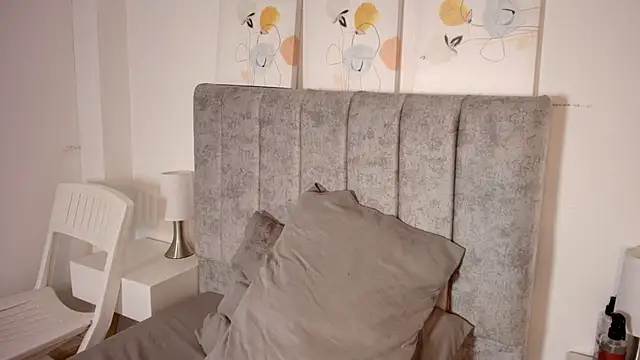 Lucy_Carson_'s cam snapshot