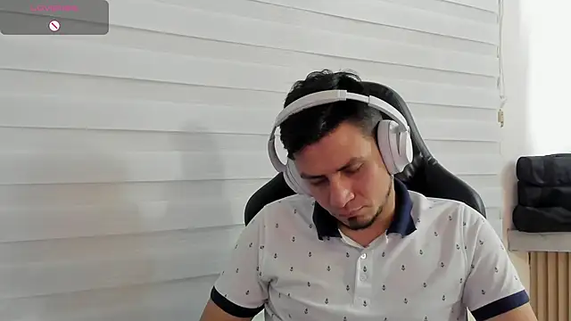 Rick_Adams's cam snapshot