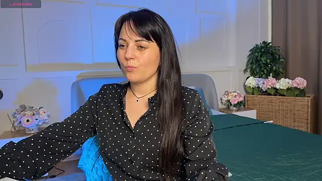 _SilkyShadow_'s cam snapshot