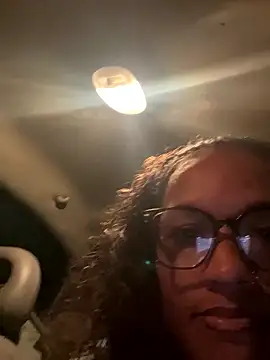 icanbeyourplaytoy's cam snapshot