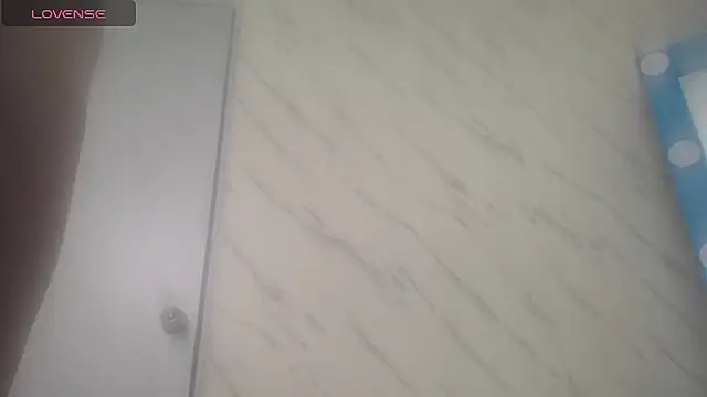 Nezuko_v's cam snapshot