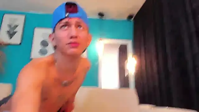 Marcus_and_Tony live sex cam