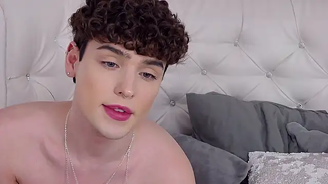 RobbyCharming's cam snapshot