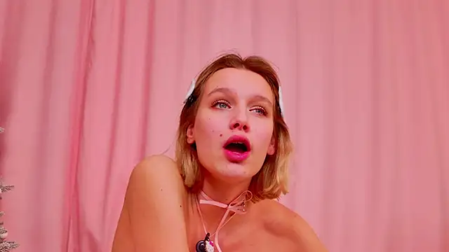 MeowthLilu live sex cam