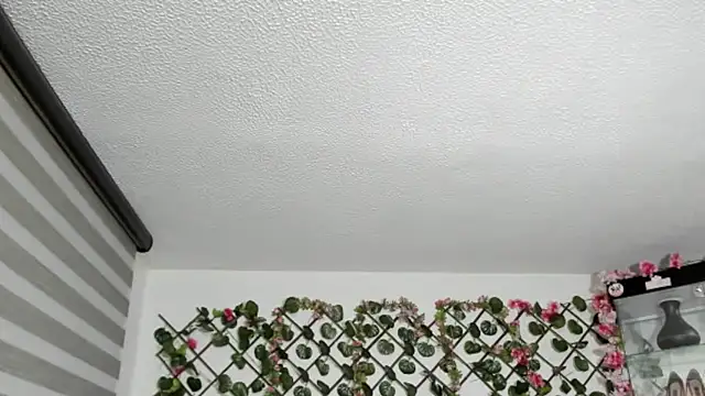 antonella4youu live sex cam