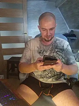 Foxyshaved live sex cam