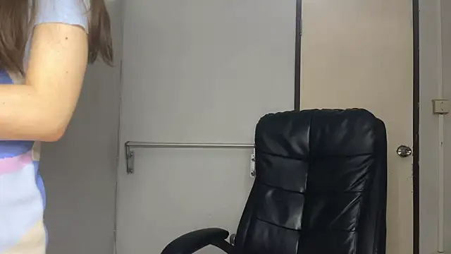 SassyJessi live sex cam