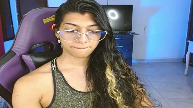 engielphoenis14 live sex cam