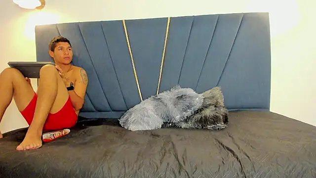 Aaron_cum18's cam snapshot