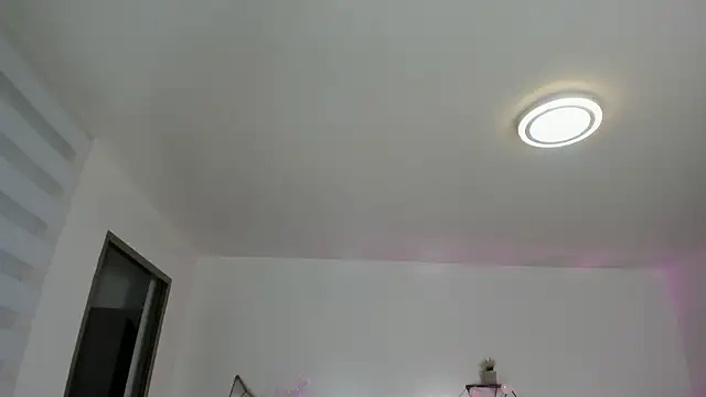 Valery_Belmort's cam snapshot