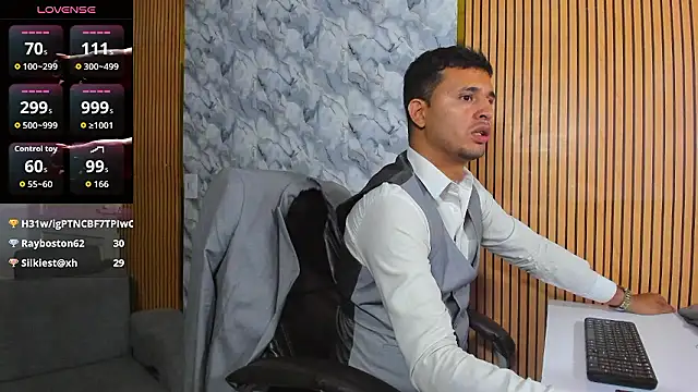 Hideintheoffice live sex cam