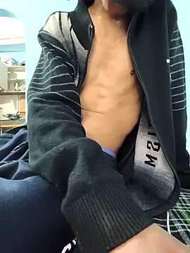 DeSi_hot_young_couple live sex cam