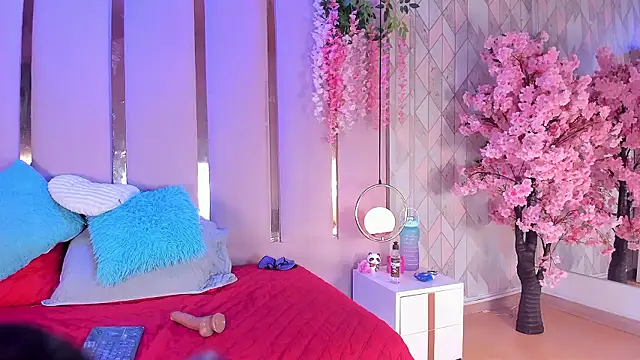 EmmaWilliam1's cam snapshot