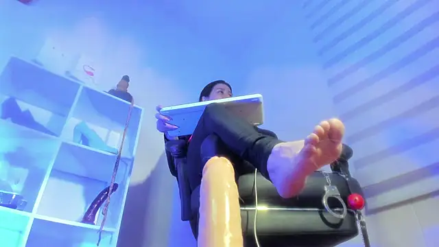 charlotte_joliedart live sex cam