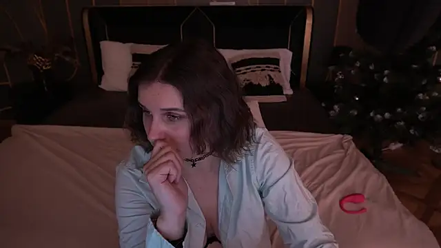 SofiSoft live sex cam